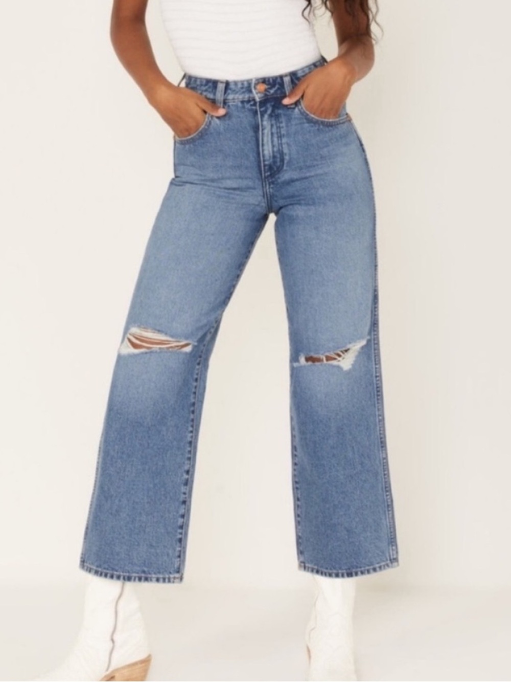 Wrangler 28 Jeans High Rise Loose Mom Relaxed 100% cotton medium wash NWT